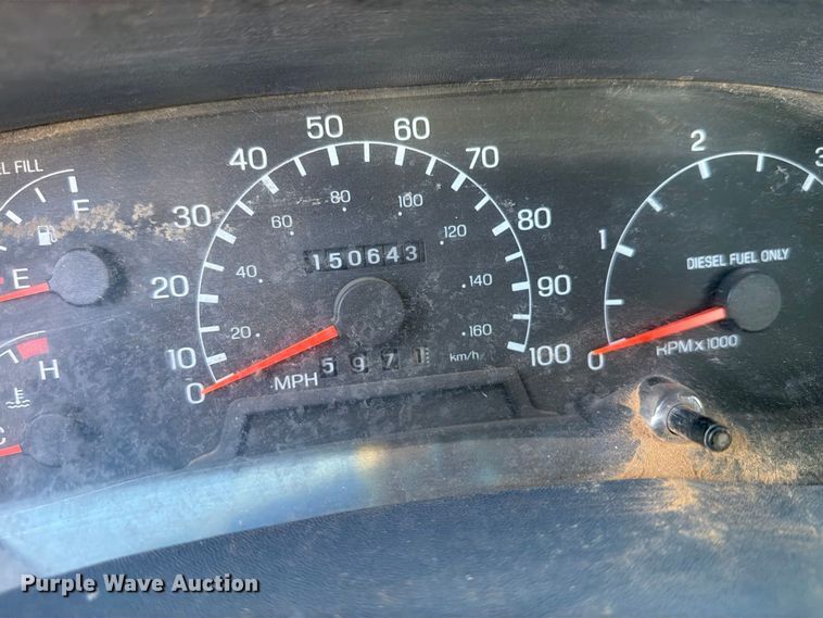 image for item DV8683 1999 Ford F450 bucket truck