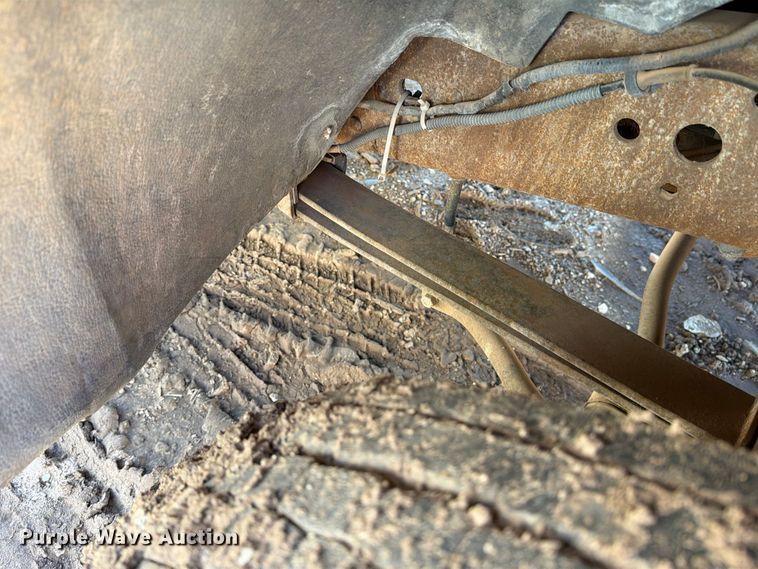 image for item DV8683 1999 Ford F450 bucket truck