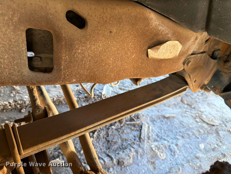 image for item DV8683 1999 Ford F450 bucket truck