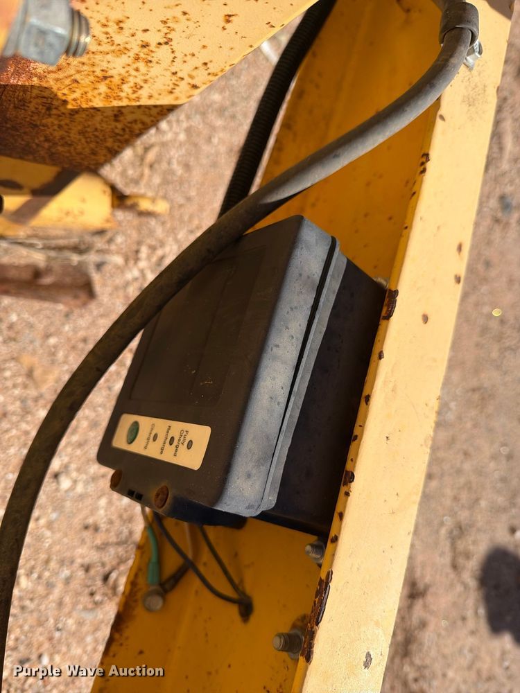 image for item DV8686 2000 Vermeer E550 vacuum excavator
