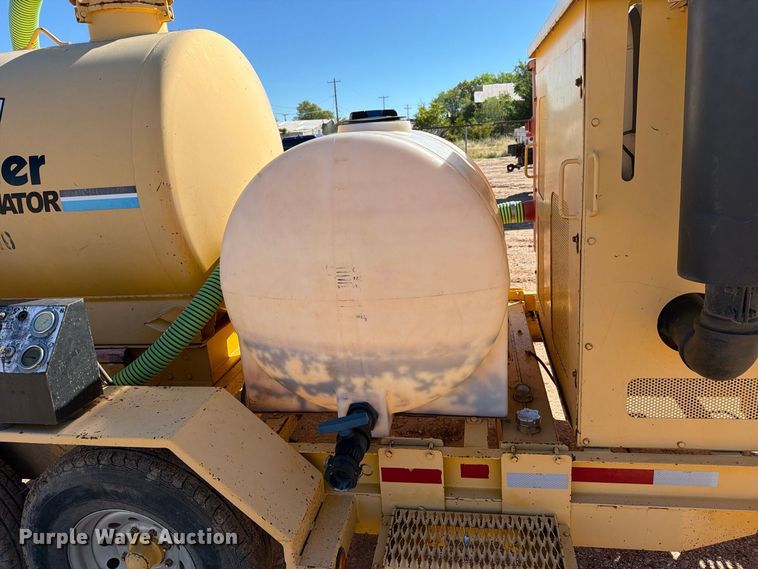 image for item DV8686 2000 Vermeer E550 vacuum excavator