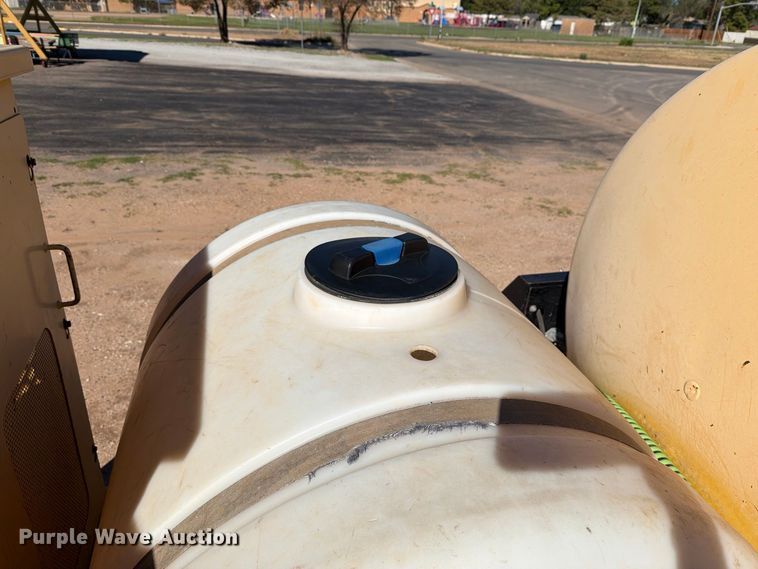 image for item DV8686 2000 Vermeer E550 vacuum excavator
