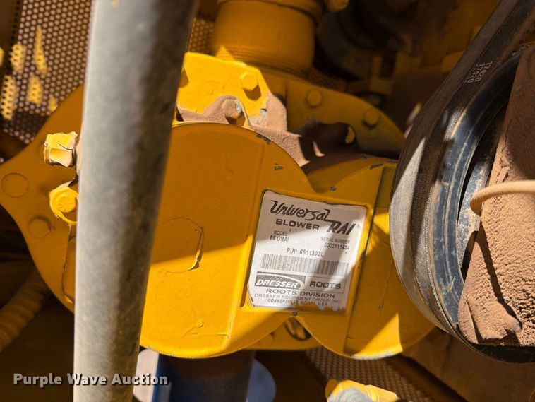 image for item DV8686 2000 Vermeer E550 vacuum excavator