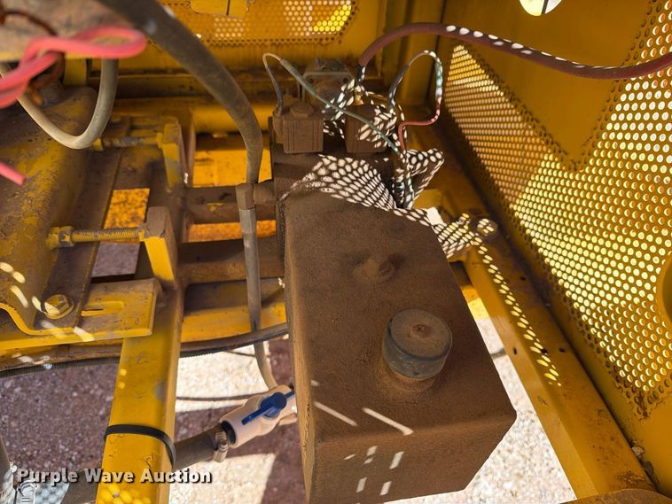 image for item DV8686 2000 Vermeer E550 vacuum excavator