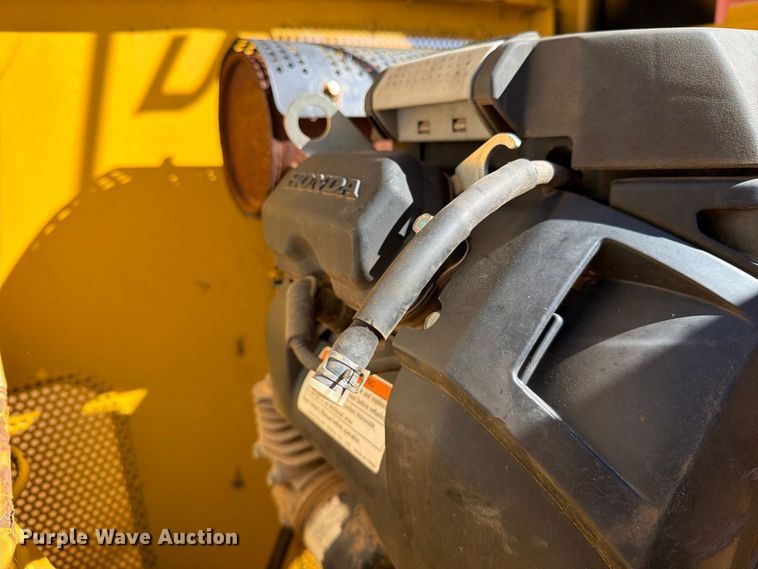 image for item DV8686 2000 Vermeer E550 vacuum excavator