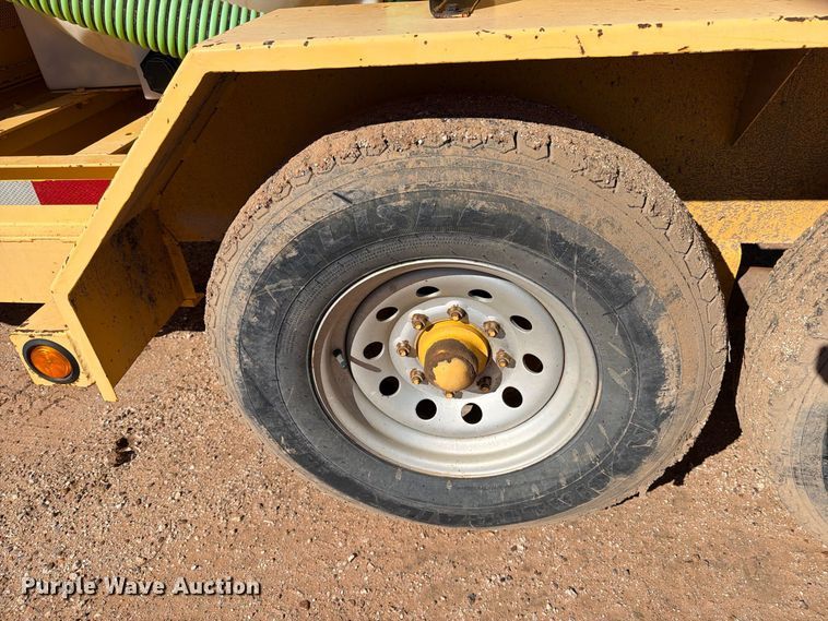image for item DV8686 2000 Vermeer E550 vacuum excavator