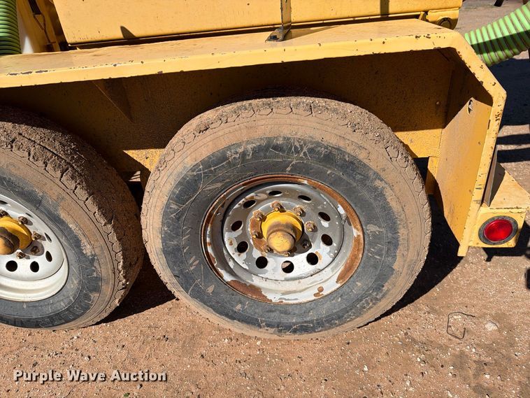image for item DV8686 2000 Vermeer E550 vacuum excavator