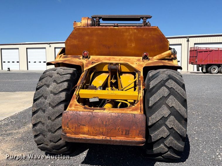 image for item DV8720 Caterpillar 613B conventional scraper 