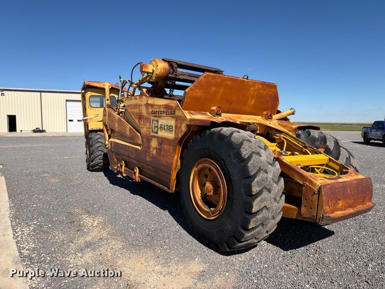 image for item DV8720 Caterpillar 613B conventional scraper 