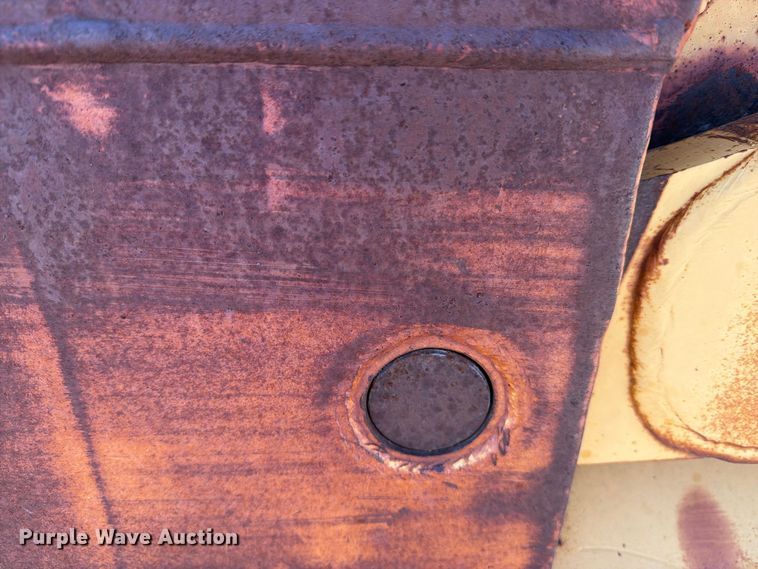 image for item DV8720 Caterpillar 613B conventional scraper 
