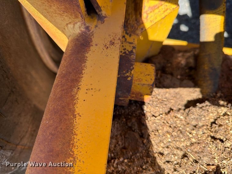 image for item DV8720 Caterpillar 613B conventional scraper 