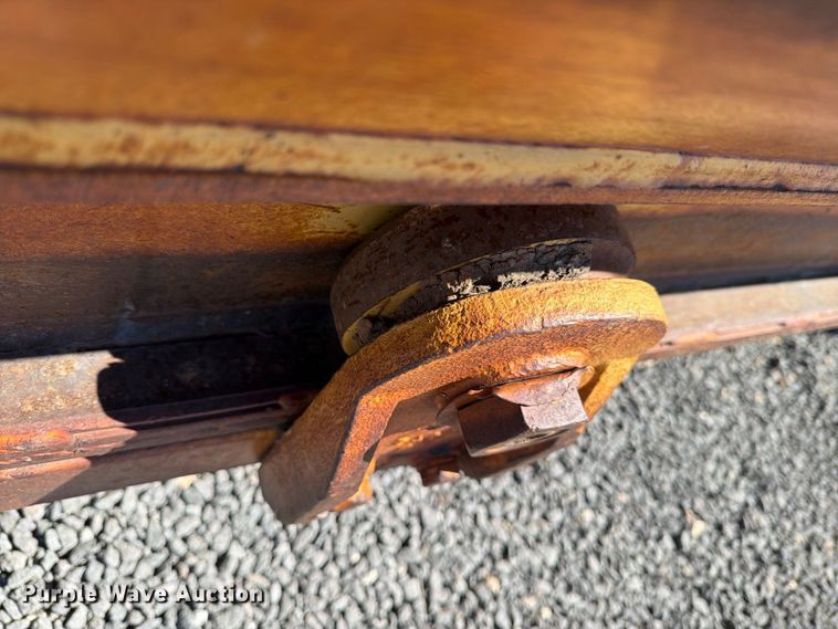 image for item DV8720 Caterpillar 613B conventional scraper 