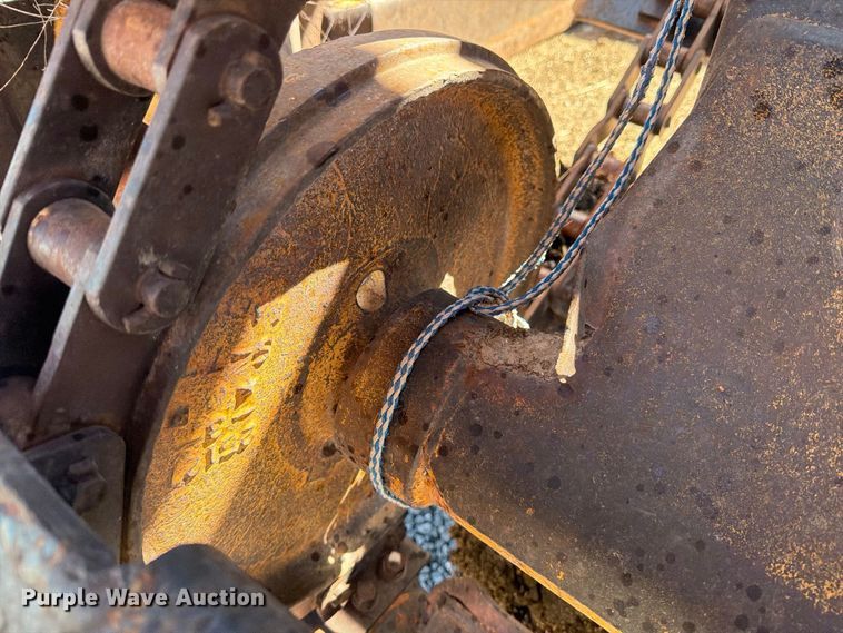 image for item DV8720 Caterpillar 613B conventional scraper 