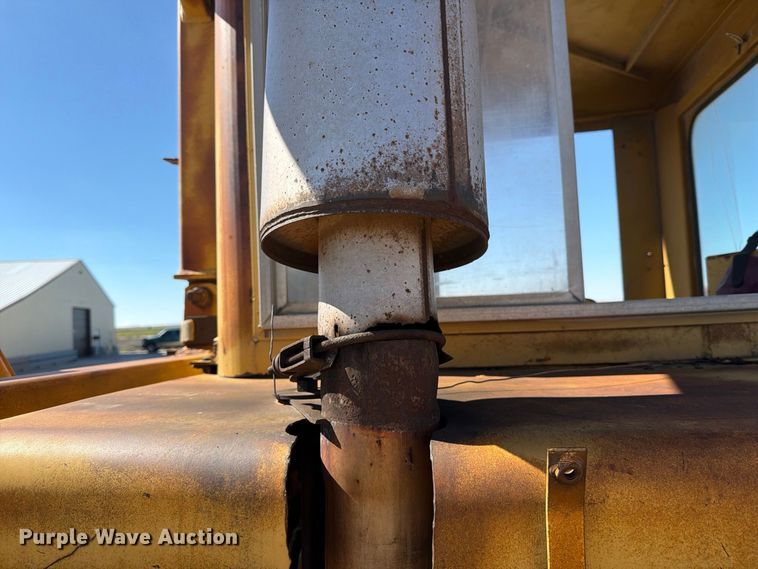 image for item DV8720 Caterpillar 613B conventional scraper 