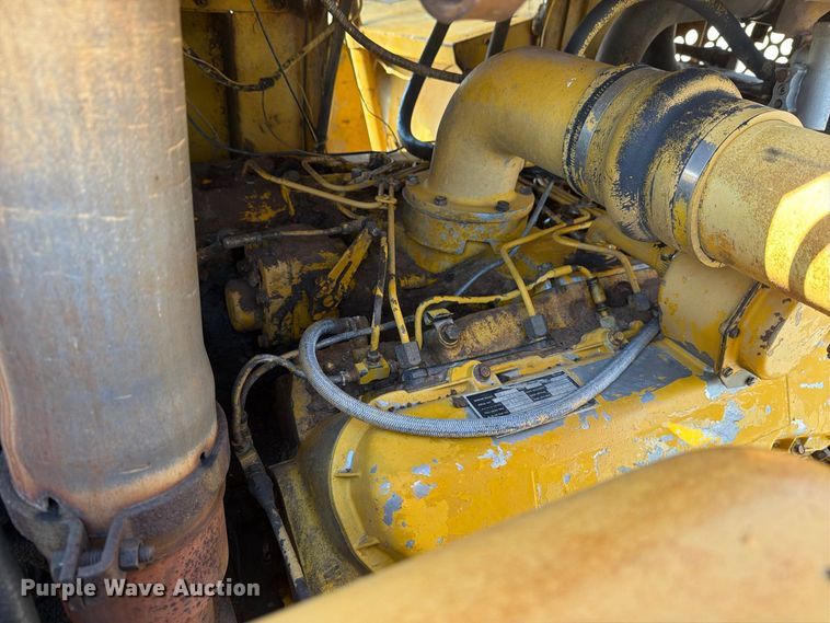 image for item DV8720 Caterpillar 613B conventional scraper 