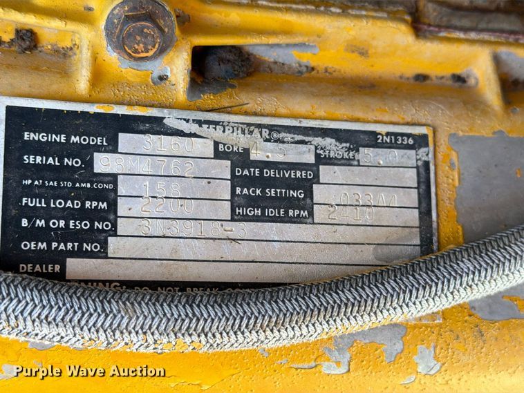 image for item DV8720 Caterpillar 613B conventional scraper 