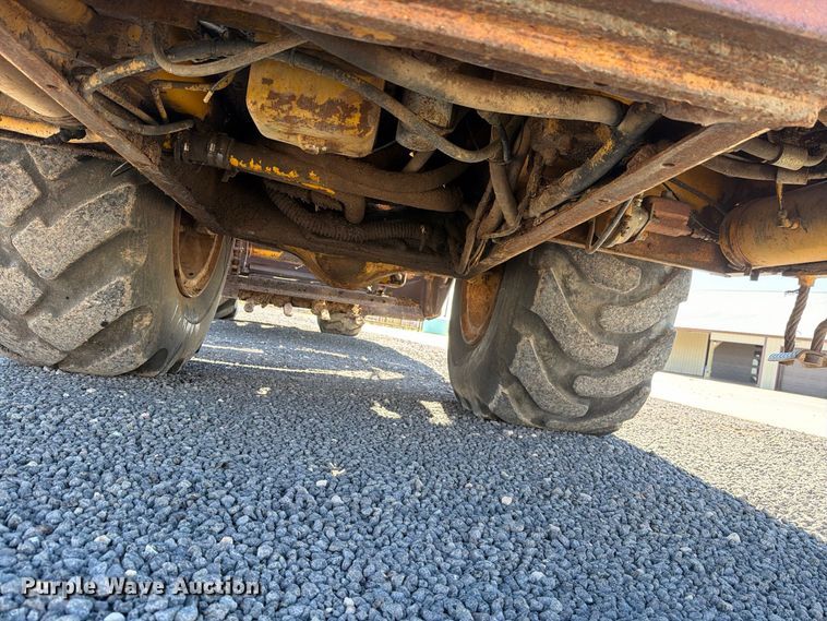 image for item DV8720 Caterpillar 613B conventional scraper 