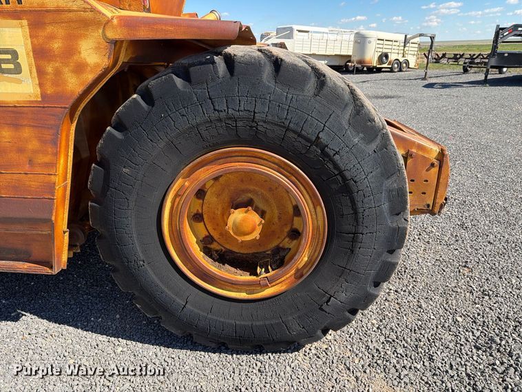 image for item DV8720 Caterpillar 613B conventional scraper 
