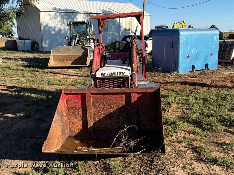 image for item DV8728 Mobility Dipper 4X4 compact wheel loader