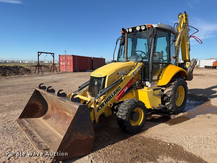 image for item DV8735 2014 New Holland B95C backhoe