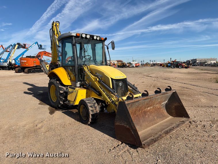 image for item DV8735 2014 New Holland B95C backhoe