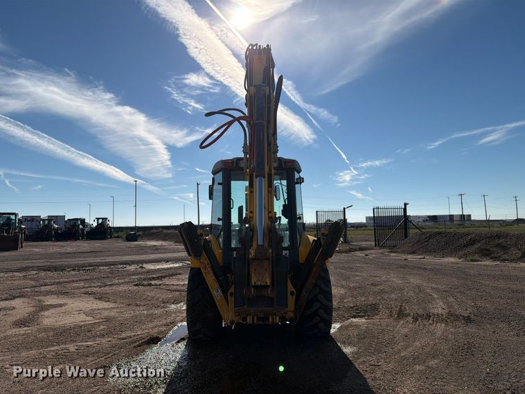 image for item DV8735 2014 New Holland B95C backhoe