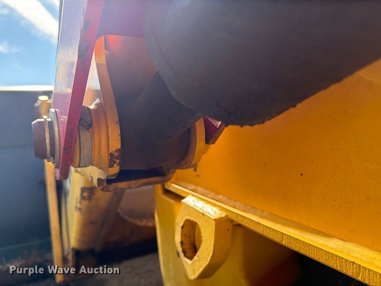 image for item DV8735 2014 New Holland B95C backhoe