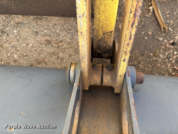 image for item DV8735 2014 New Holland B95C backhoe