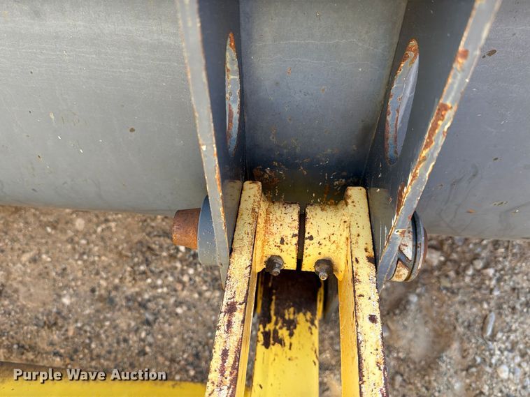 image for item DV8735 2014 New Holland B95C backhoe