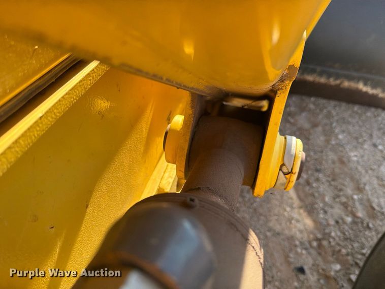 image for item DV8735 2014 New Holland B95C backhoe