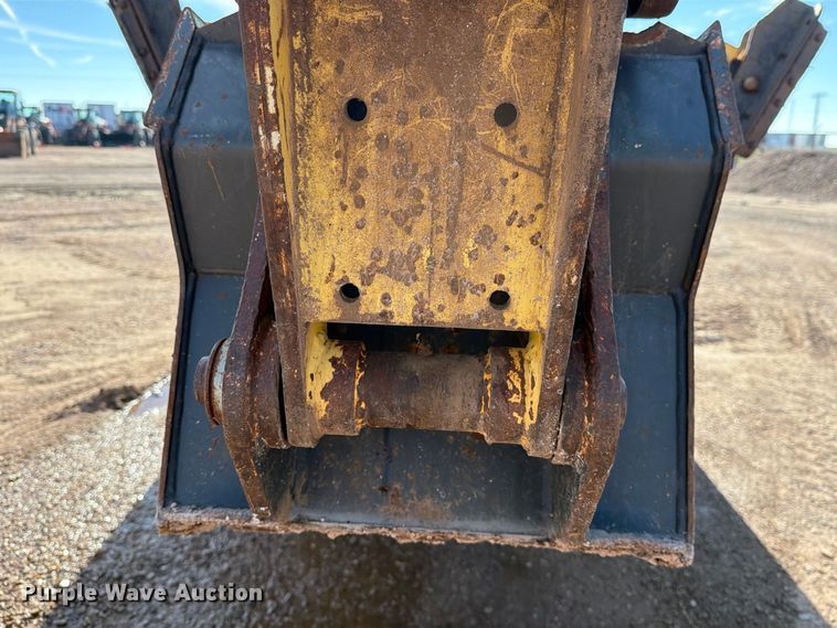 image for item DV8735 2014 New Holland B95C backhoe
