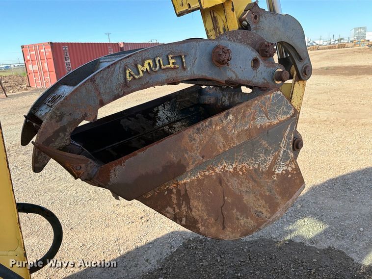 image for item DV8735 2014 New Holland B95C backhoe