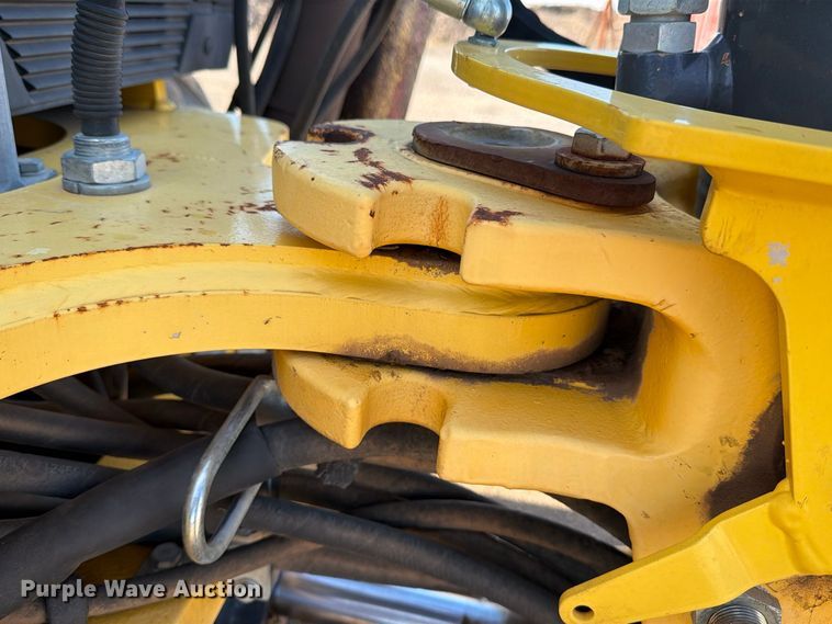 image for item DV8735 2014 New Holland B95C backhoe