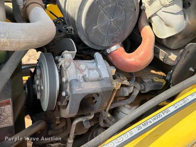 image for item DV8735 2014 New Holland B95C backhoe