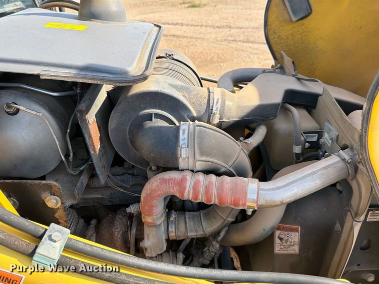 image for item DV8735 2014 New Holland B95C backhoe