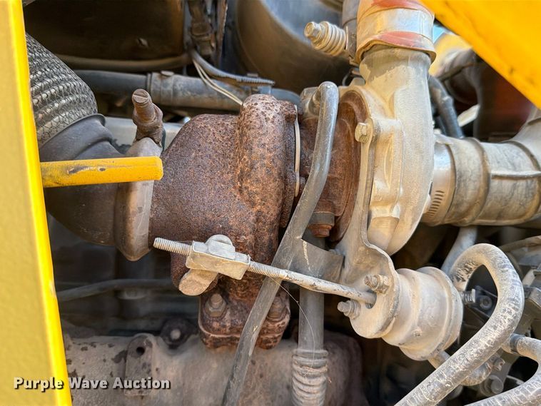 image for item DV8735 2014 New Holland B95C backhoe