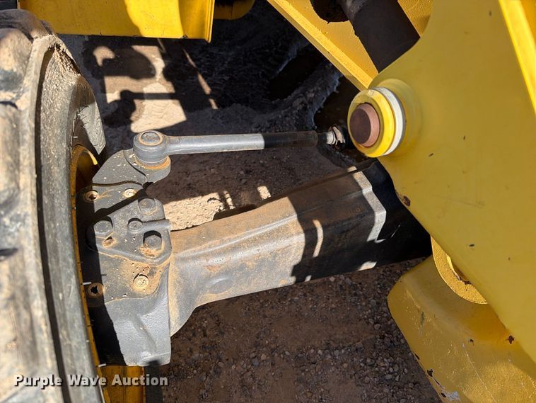 image for item DV8735 2014 New Holland B95C backhoe