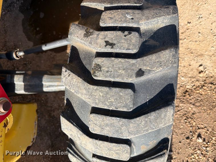 image for item DV8735 2014 New Holland B95C backhoe
