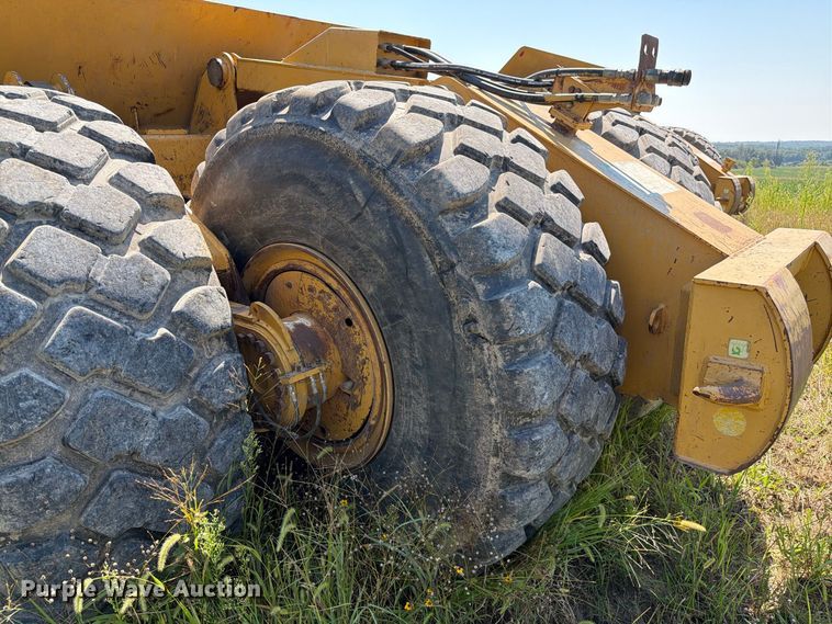 image for item DZ4705 2011 Caterpillar TS185 scraper