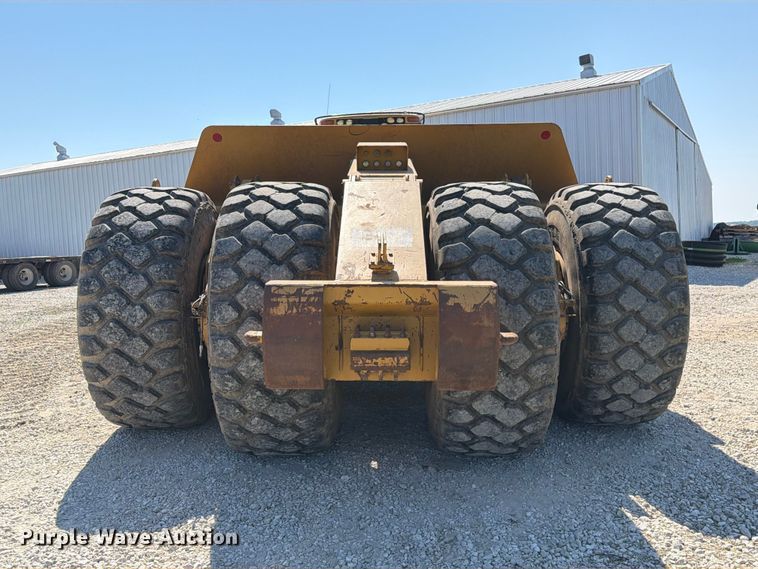 image for item DZ4706 2011 Caterpillar TS185 scraper