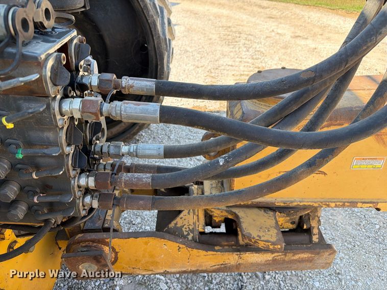 image for item DZ4706 2011 Caterpillar TS185 scraper