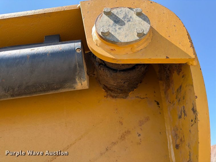 image for item DZ4706 2011 Caterpillar TS185 scraper