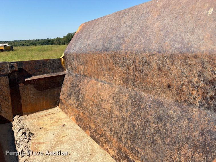 image for item DZ4706 2011 Caterpillar TS185 scraper
