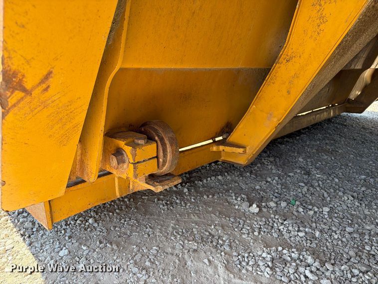 image for item DZ4706 2011 Caterpillar TS185 scraper