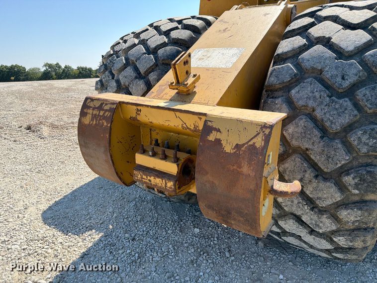 image for item DZ4706 2011 Caterpillar TS185 scraper