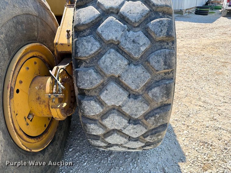 image for item DZ4706 2011 Caterpillar TS185 scraper