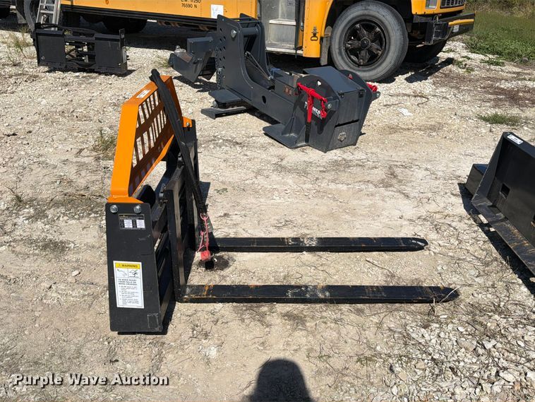 image for item DZ4902 2026 LandHonor HPF-11-3000G skid steer forks