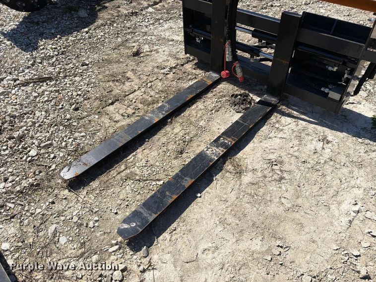 image for item DZ4902 2026 LandHonor HPF-11-3000G skid steer forks