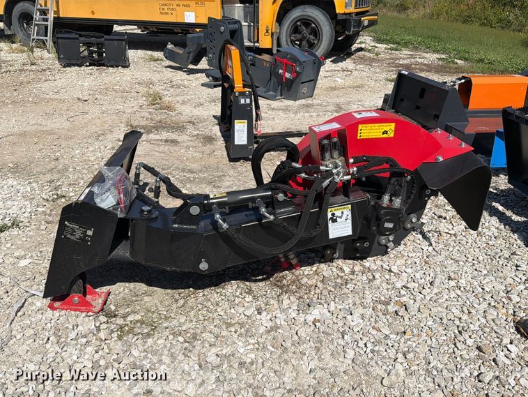 image for item DZ4903 Raytree RMSG29 skid steer stump grinder