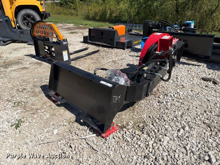image for item DZ4903 Raytree RMSG29 skid steer stump grinder